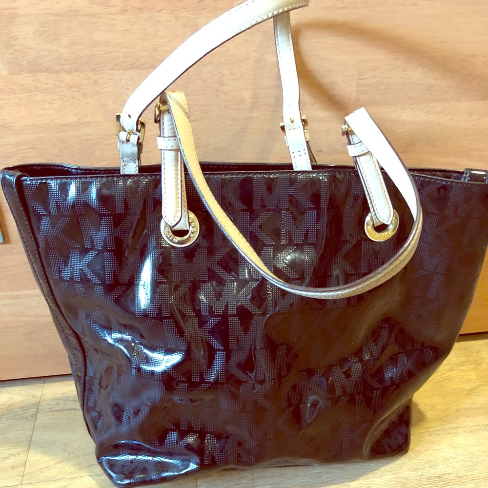 MK Purse